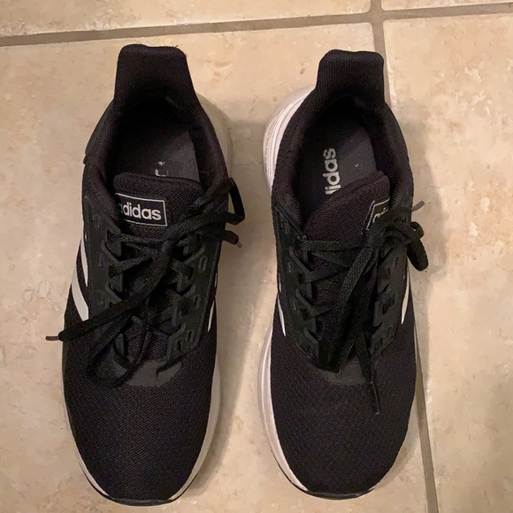 🌟HP🌟Adidas Cloud Foam athletic shoes- size 4 - Picture 7 of 14